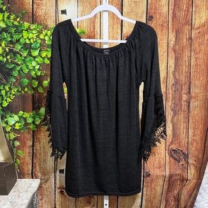 🚨(Must Bundle 3) WinWin Lace Sleeve Dress Size L-XL